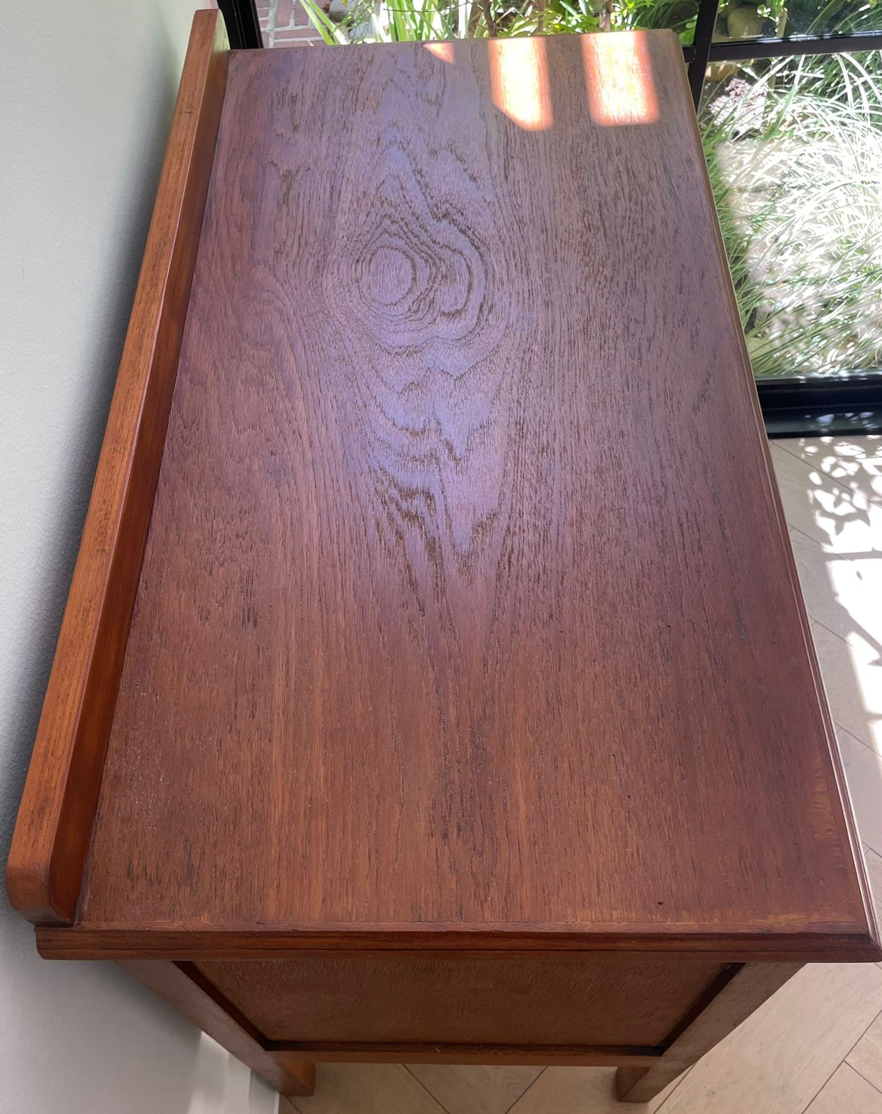 Attica Chest