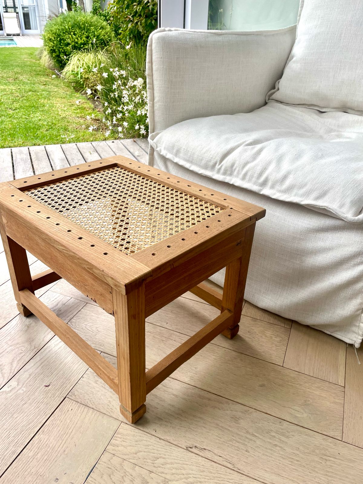 Sunny foot stool 1