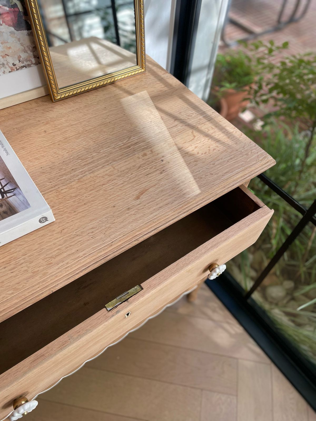 Sunflower Cabinet 2