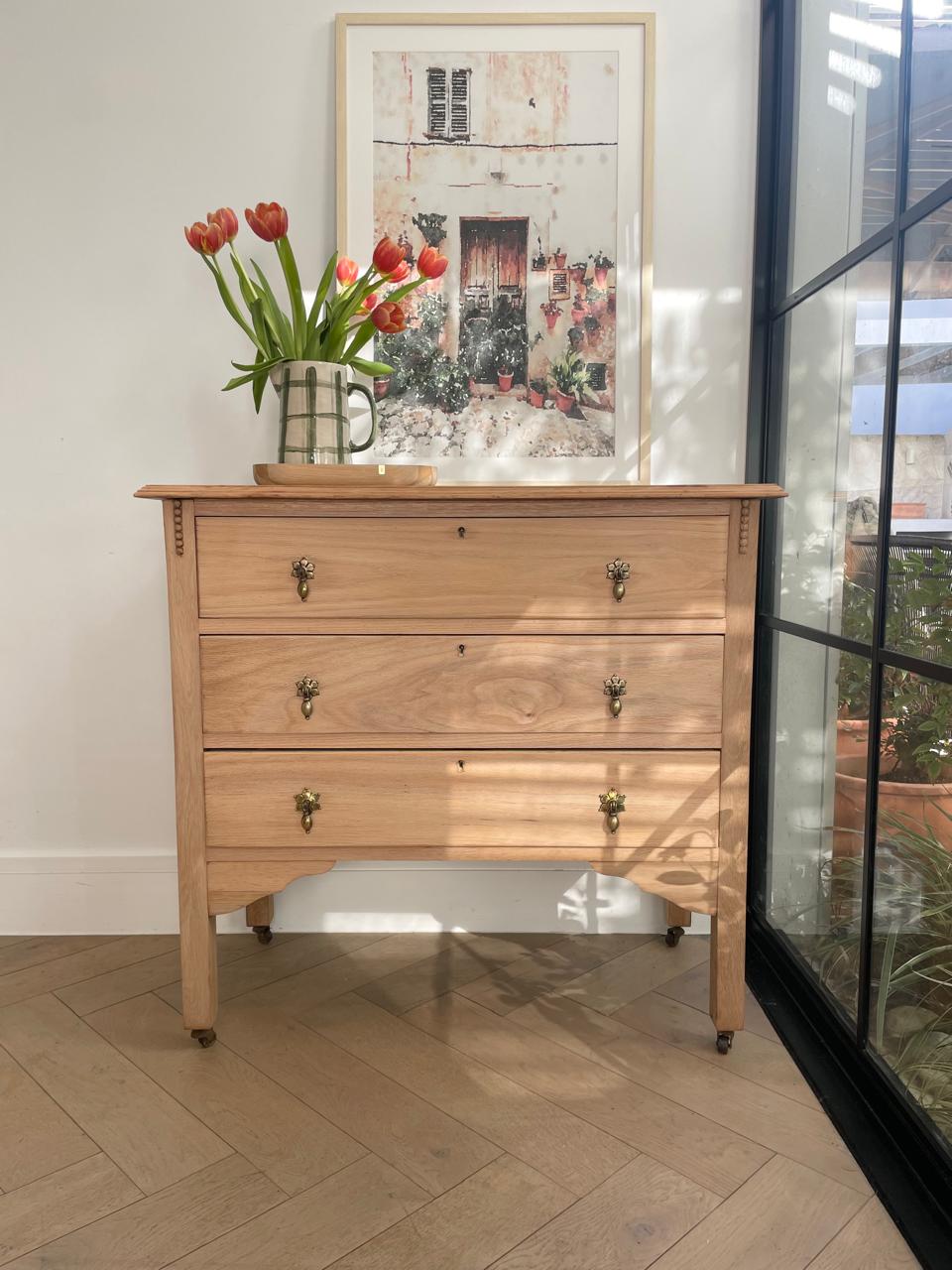Leaf Chest of Draws