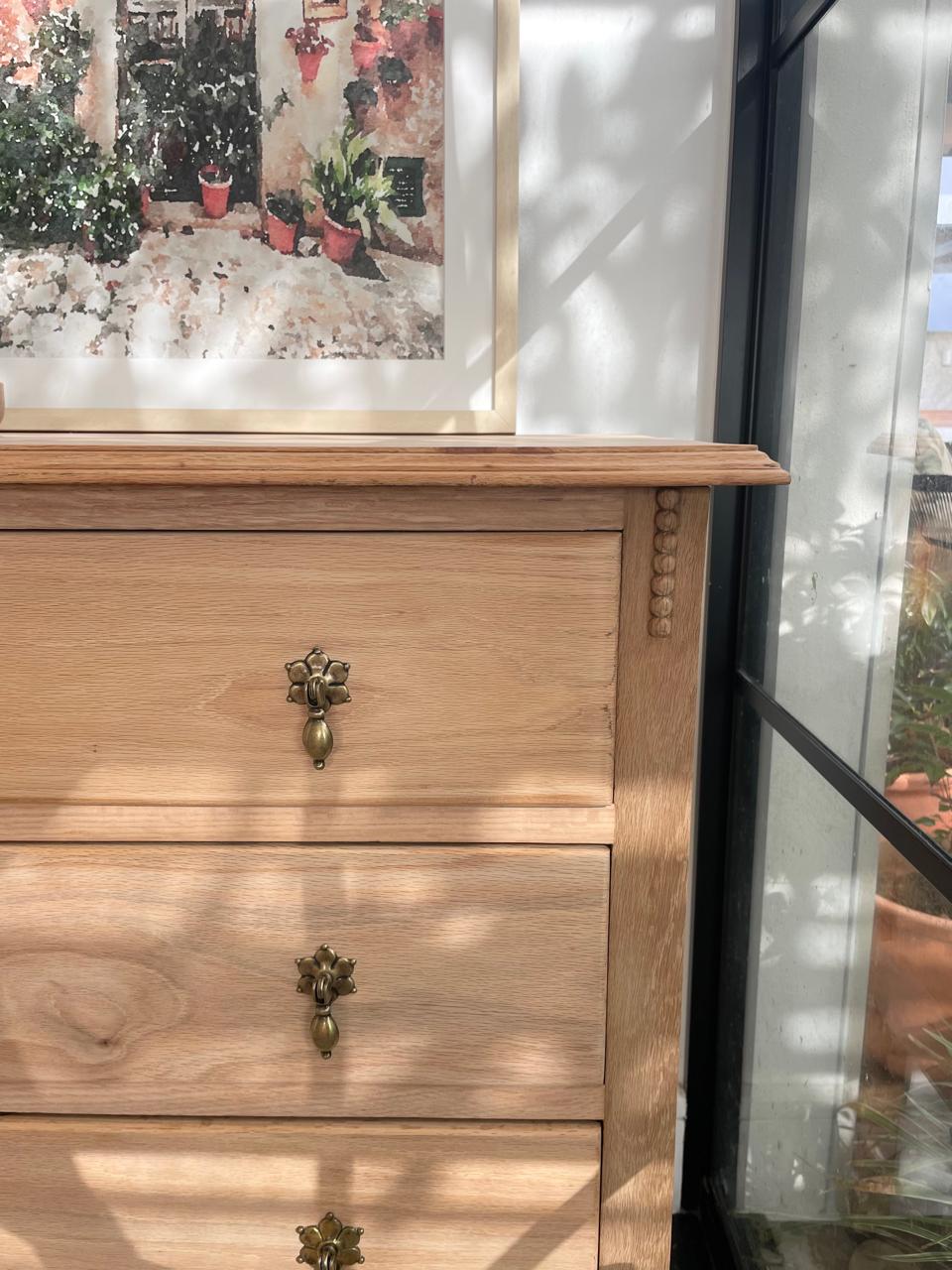 Leaf Chest of Draws