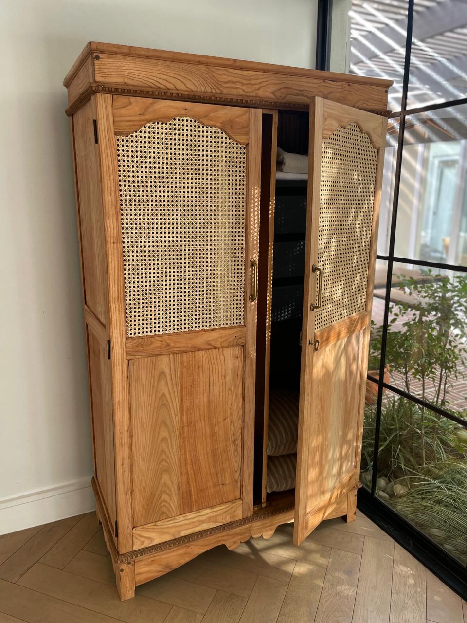 Aspen Wardrobe