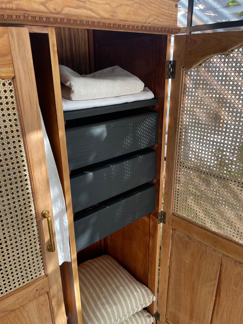Aspen Wardrobe
