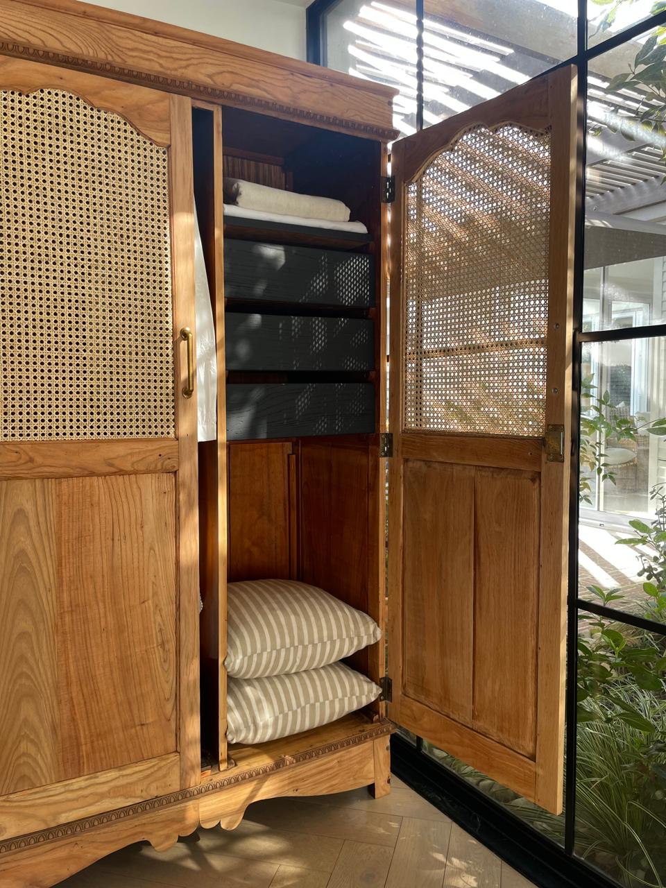 Aspen Wardrobe
