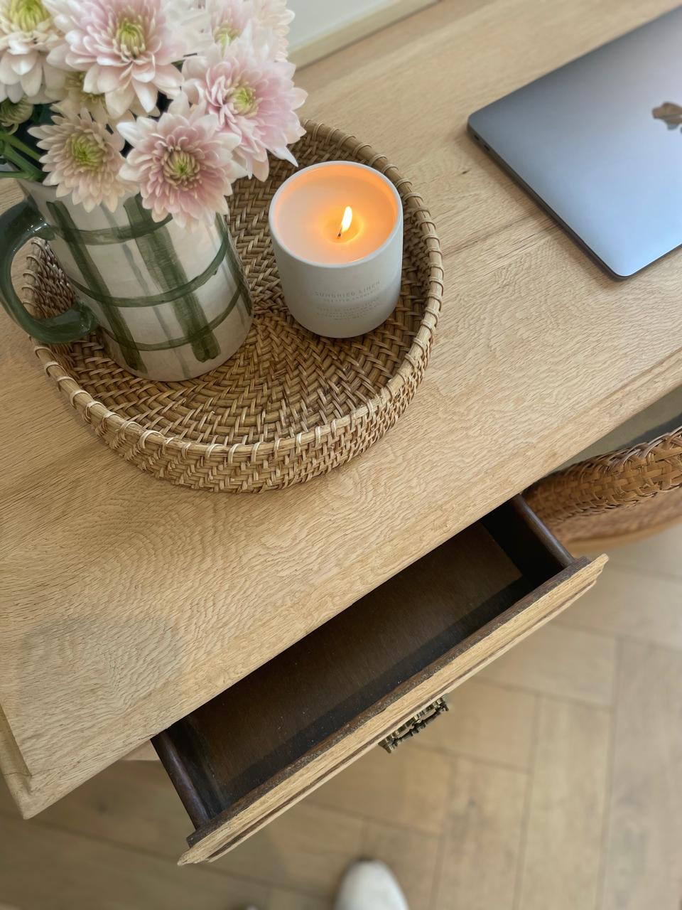 Layla Desk