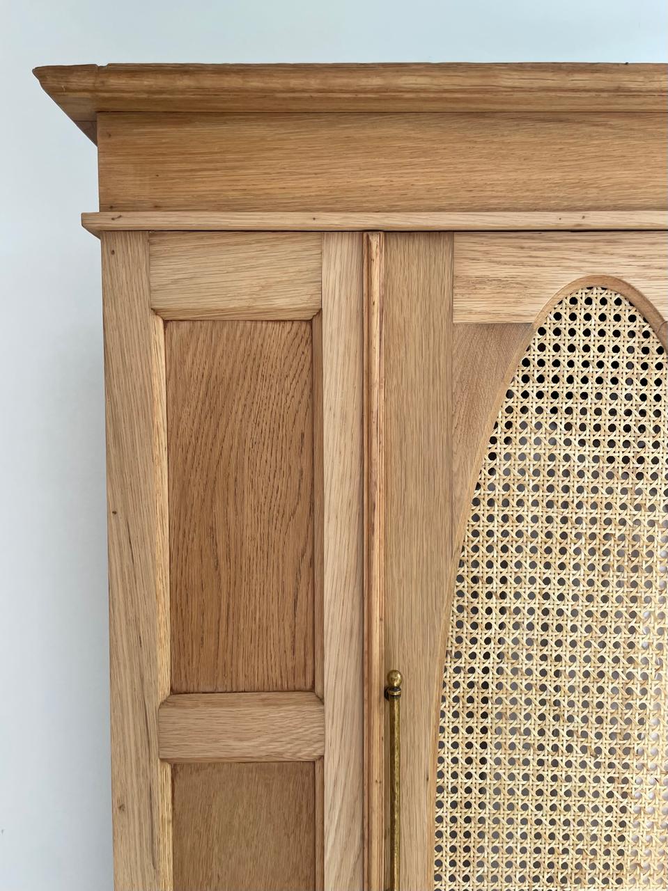 Taylor Wardrobe