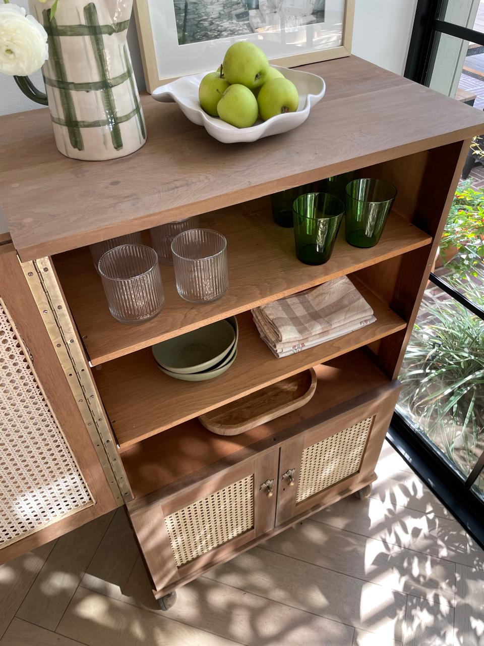 Cotsworld Drinks cabinet