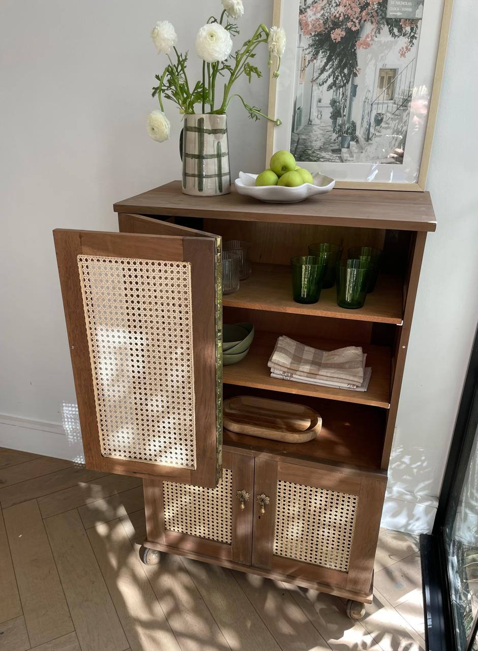 Cotsworld Drinks cabinet