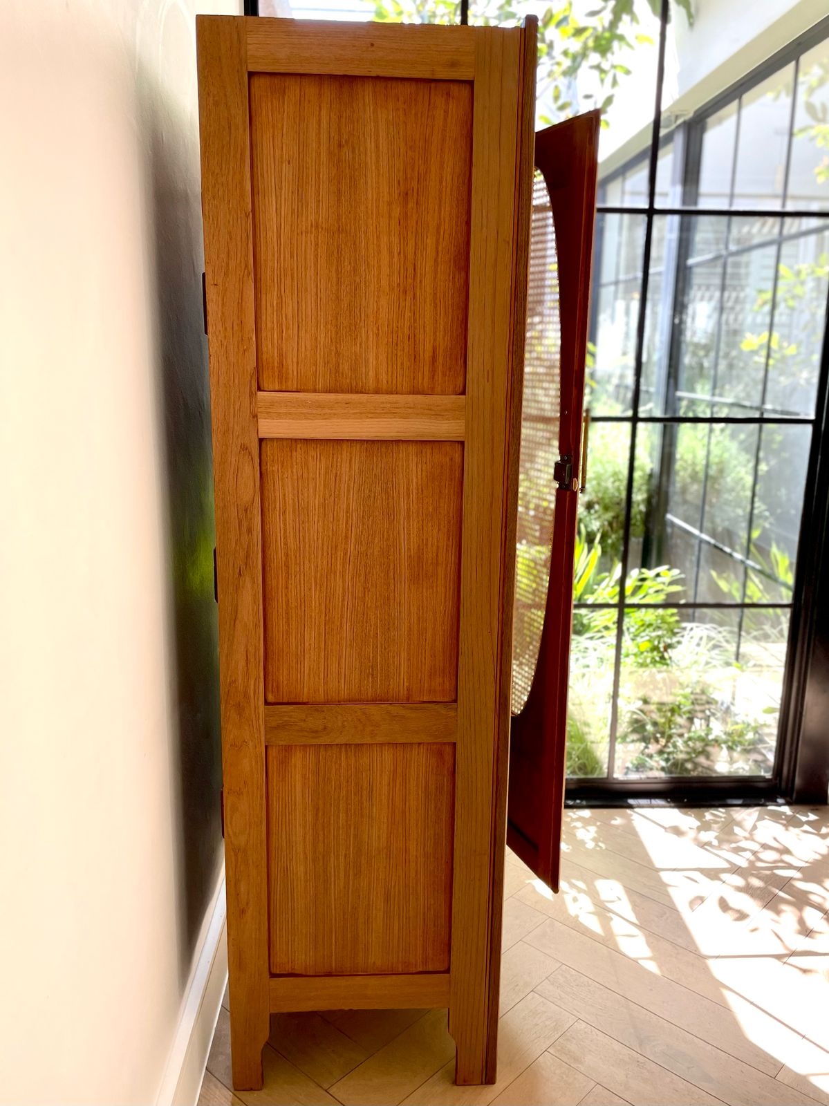 Cambridge Cupboard