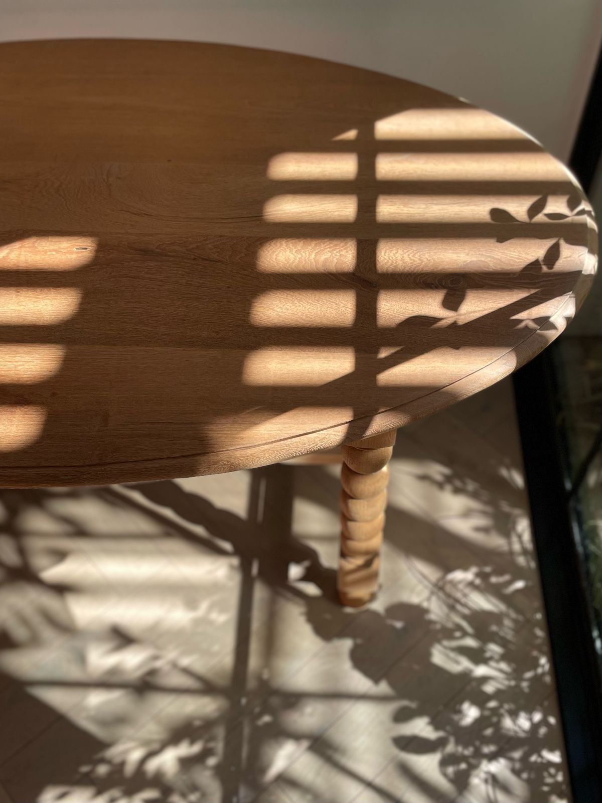 The Cotswold Dinning Table