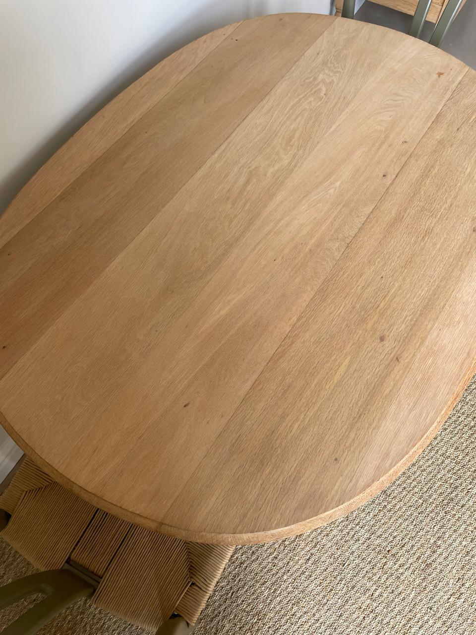 Luna Dining Table