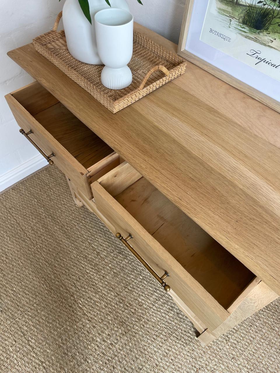 Robberg Cupboard