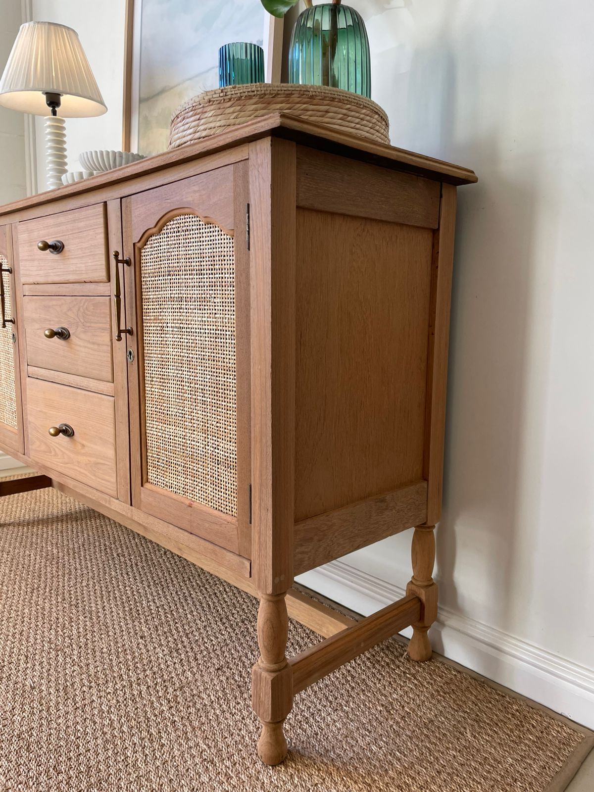 Embassy Server / Sideboard
