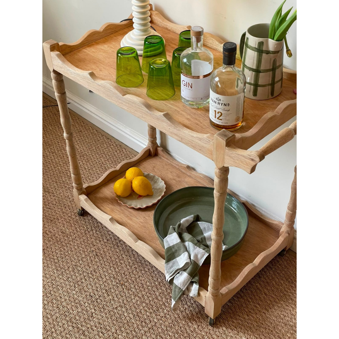 Lilly Drinks Trolly