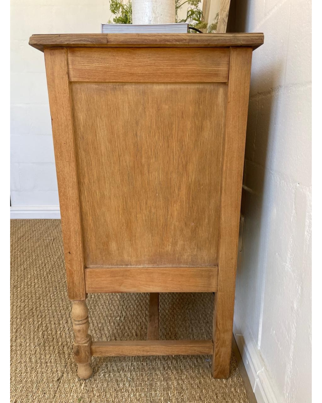 Lyon Server/Sideboard