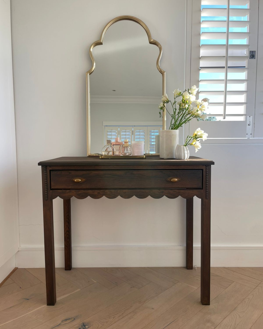 Daisy Dressing Table Chocolate  (White Willow Home Collection)
