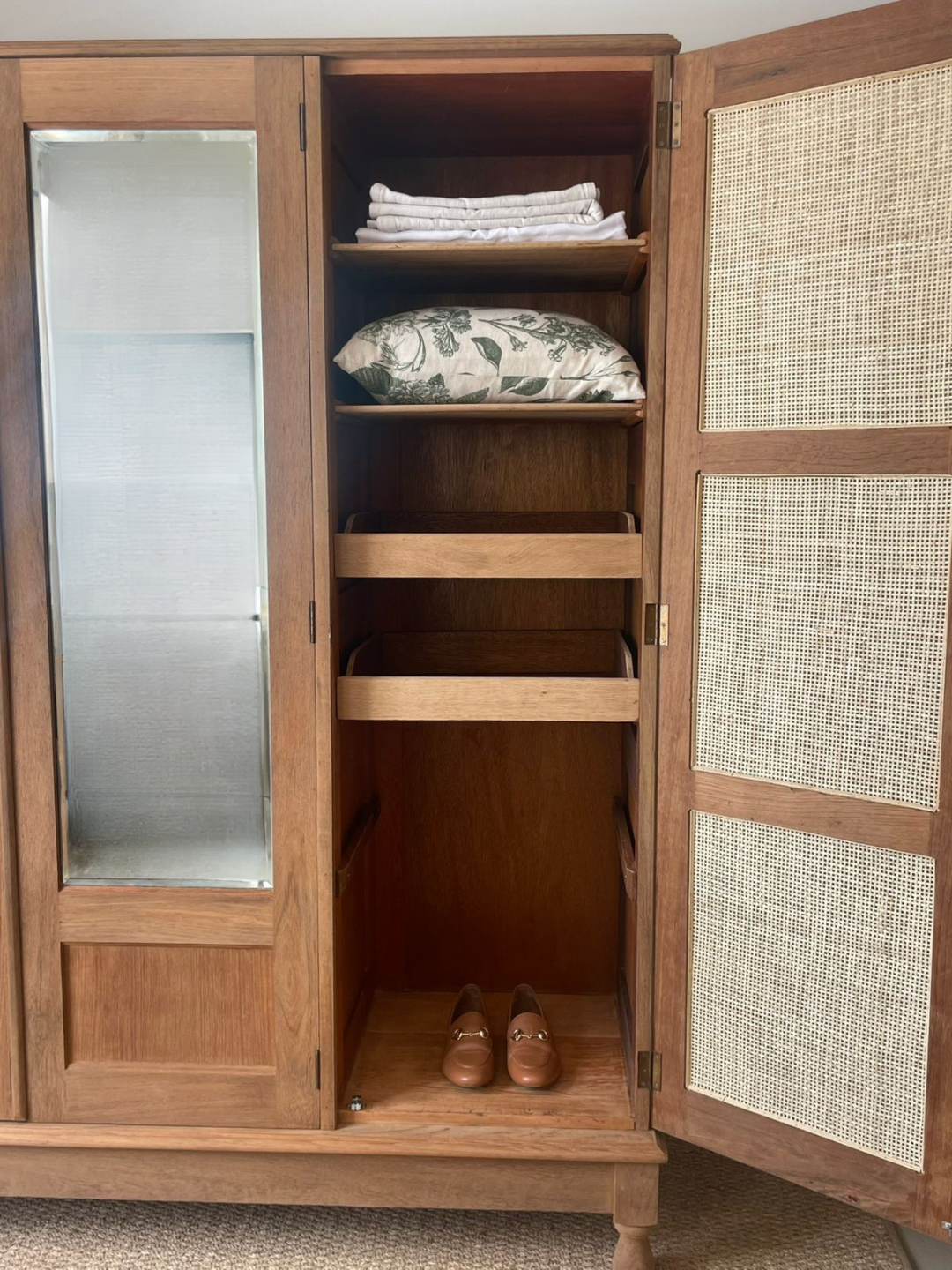 Kenton Wardrobe