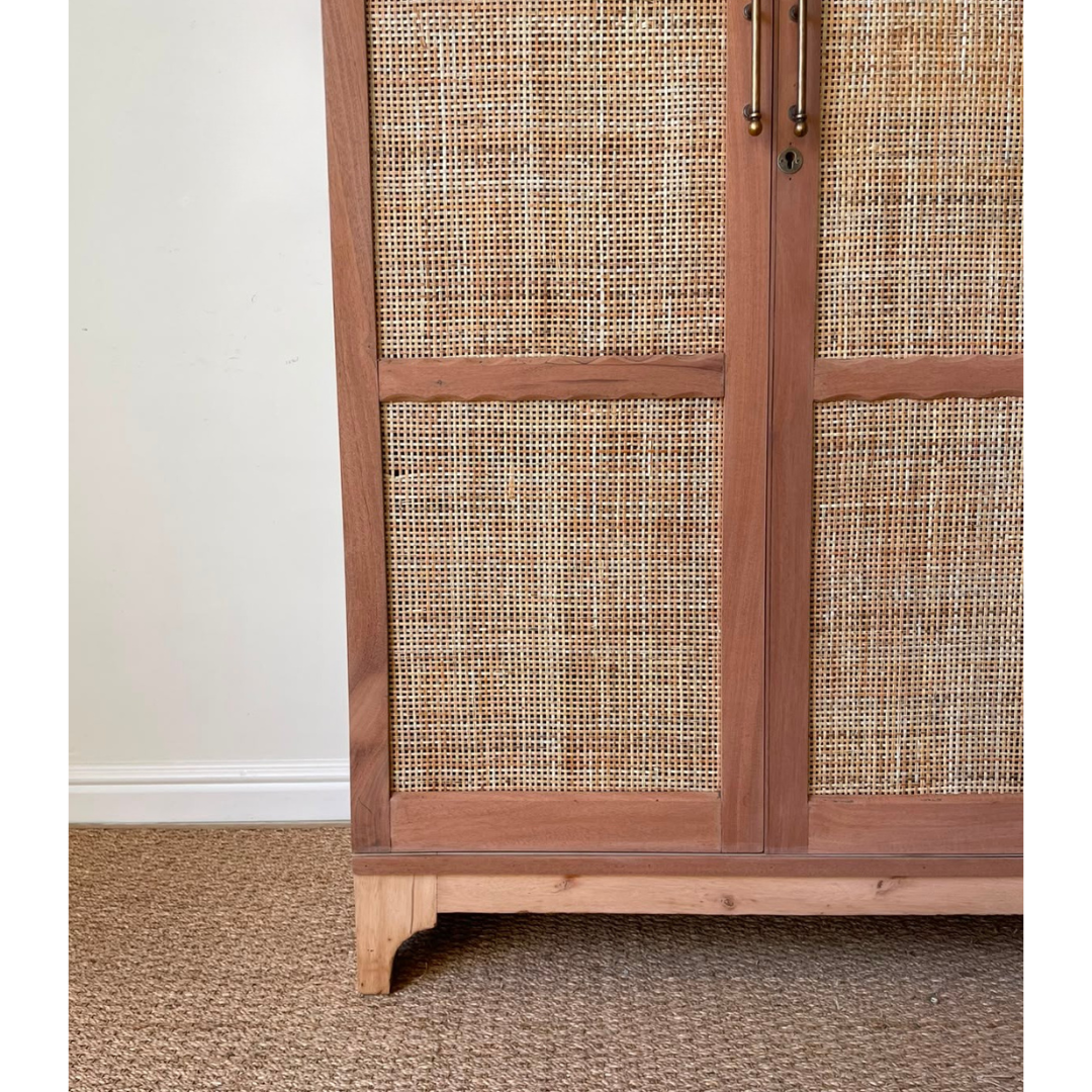Aspen Wardrobe