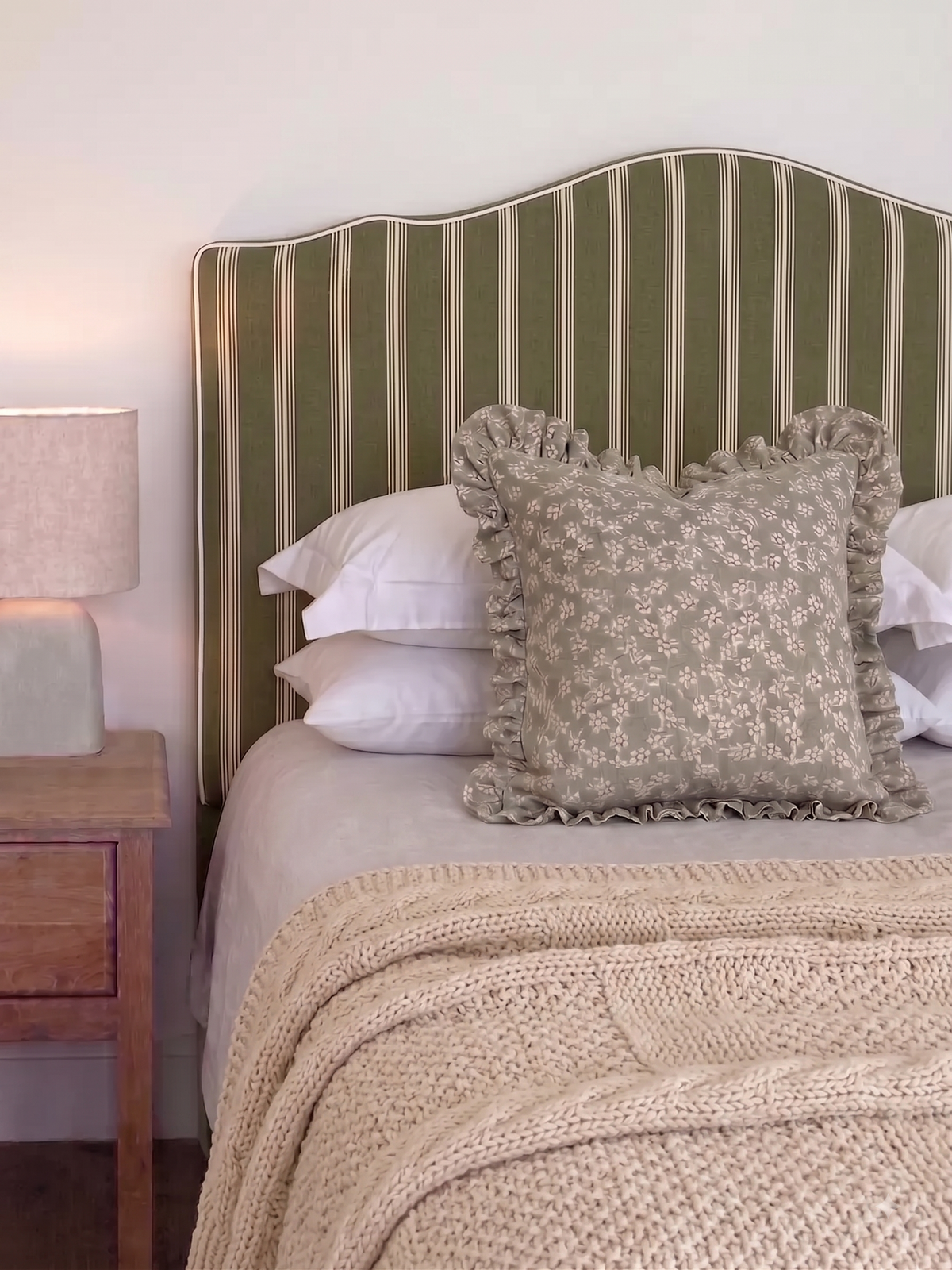 Lilly Headboard (White Willow Collection)