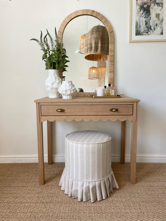 Daisy Dressing Table / Desk (White Willow Home Collection)