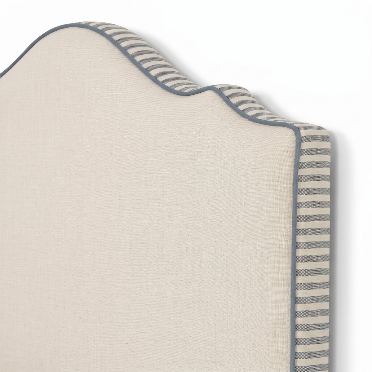 Lilly Headboard (PREMIUM White Willow Collection)
