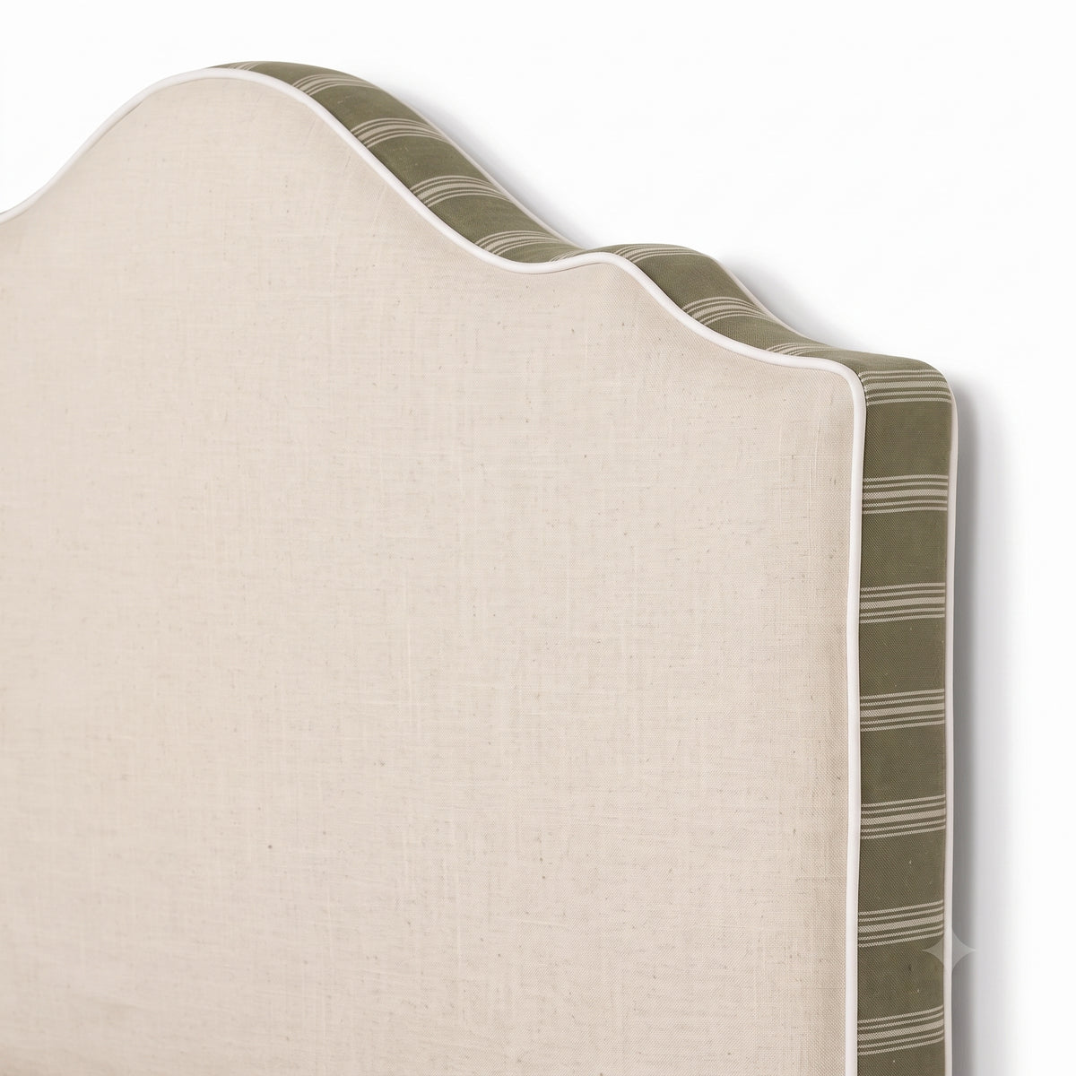 Lilly Headboard (PREMIUM White Willow Collection)