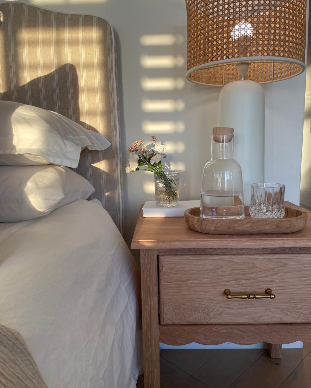 Daisy Bedside Table (White Willow Collection)