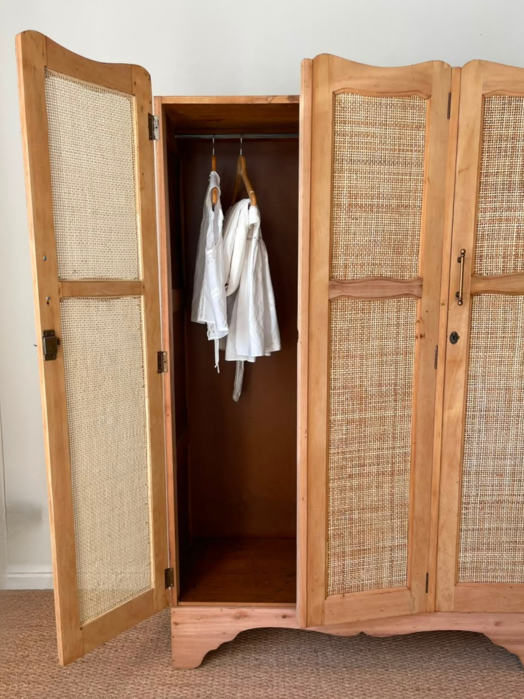 Alexi Wardrobe