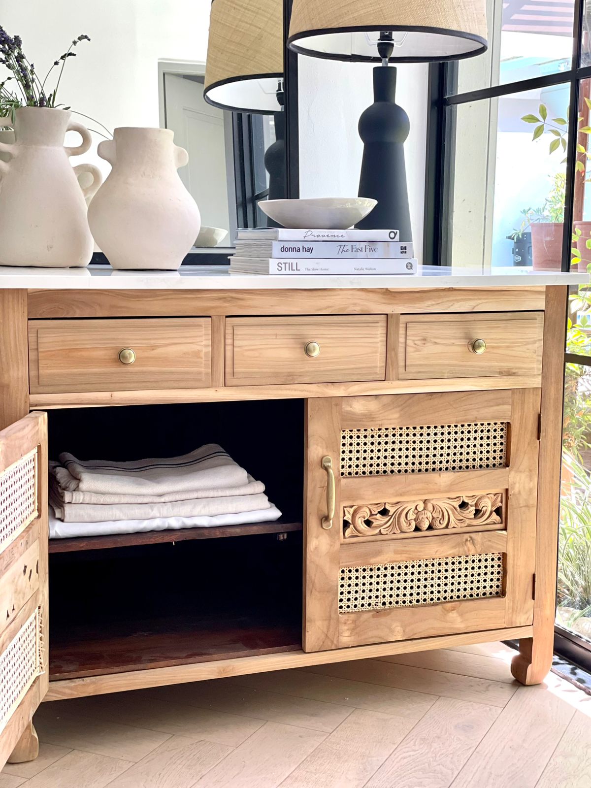 Milan cupboard