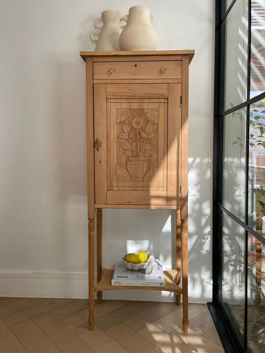 Wildflower drinks cabinet