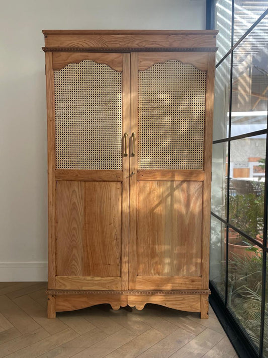 Aspen Wardrobe