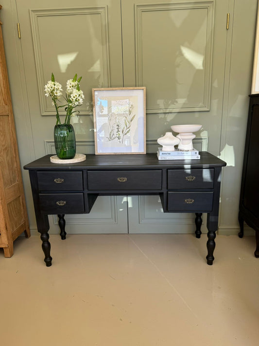 Zinkwazi Dresser