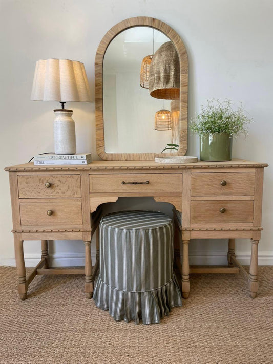 The Tulip Dressing Table