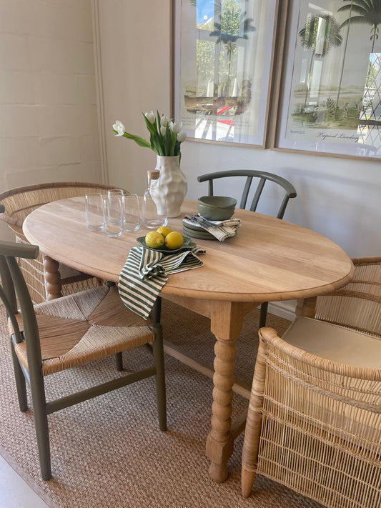 Noir Diningroom Table