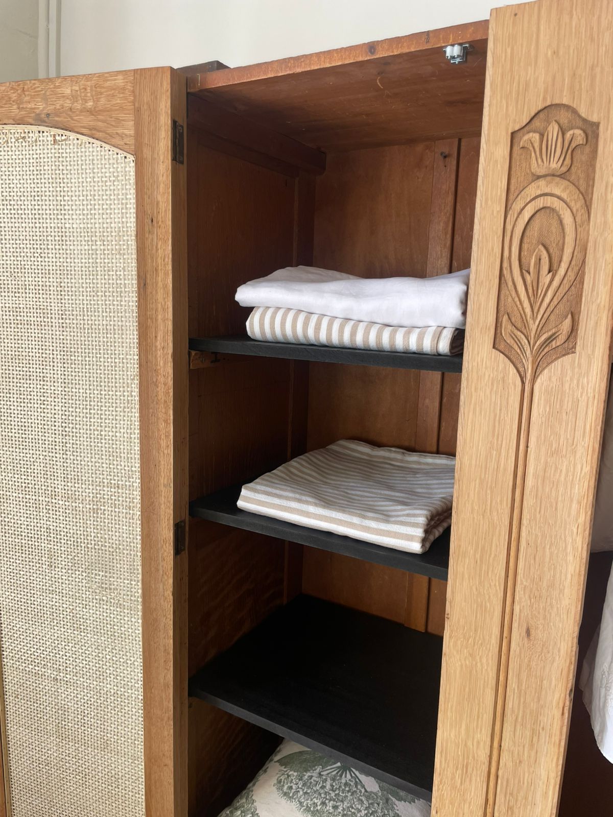 Mary Wardrobe