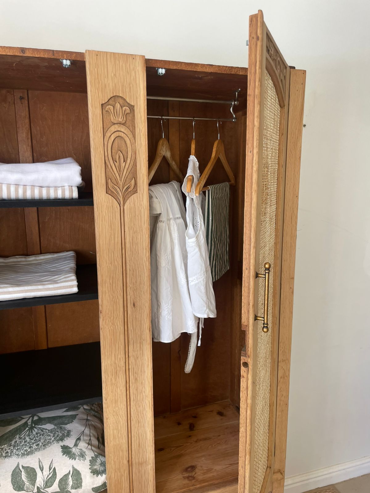 Mary Wardrobe