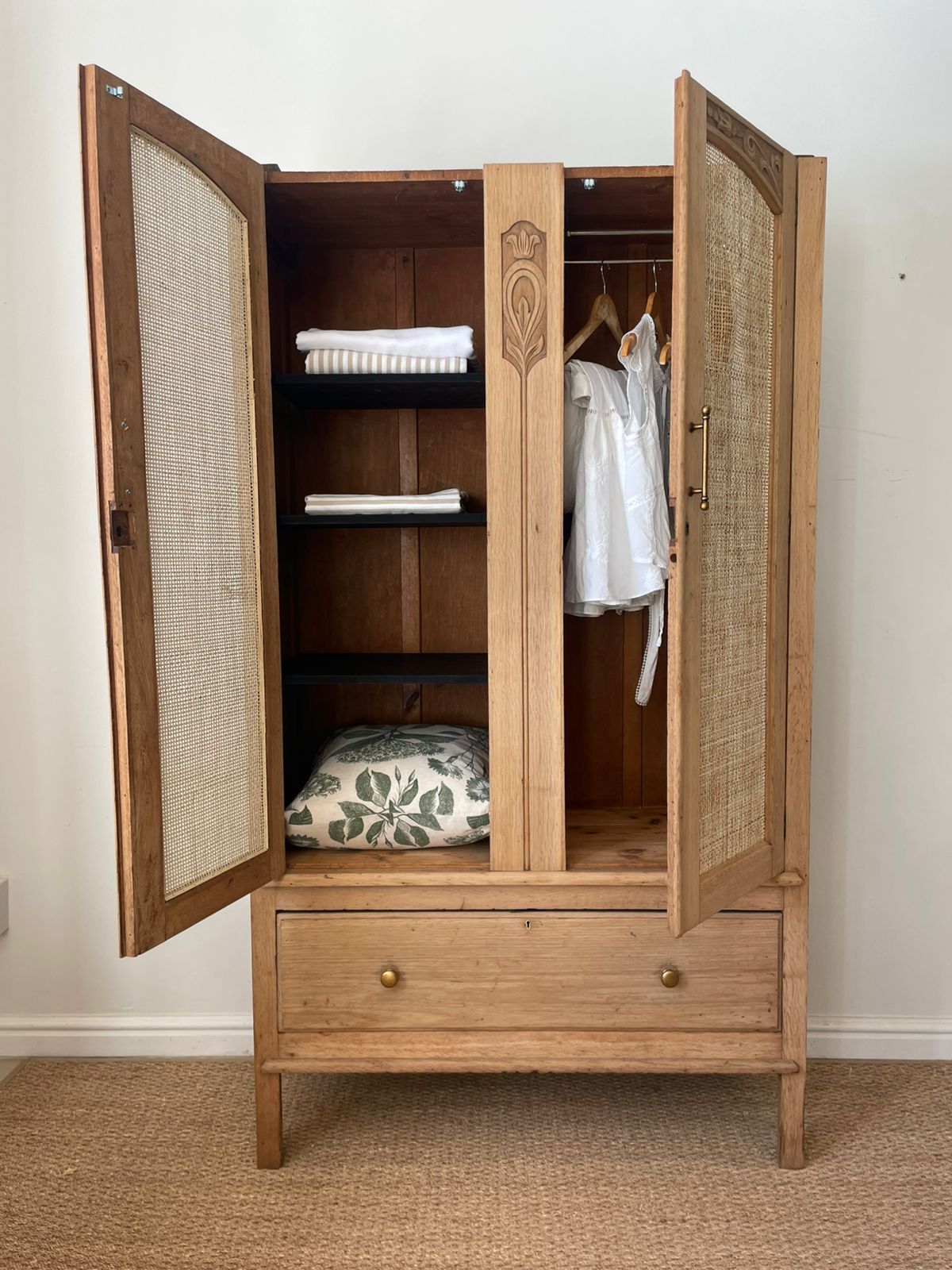 Mary Wardrobe