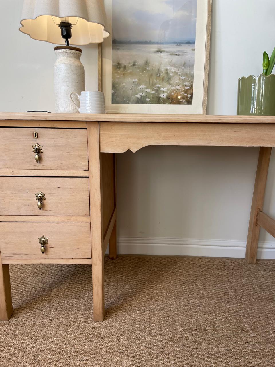 Josie Desk