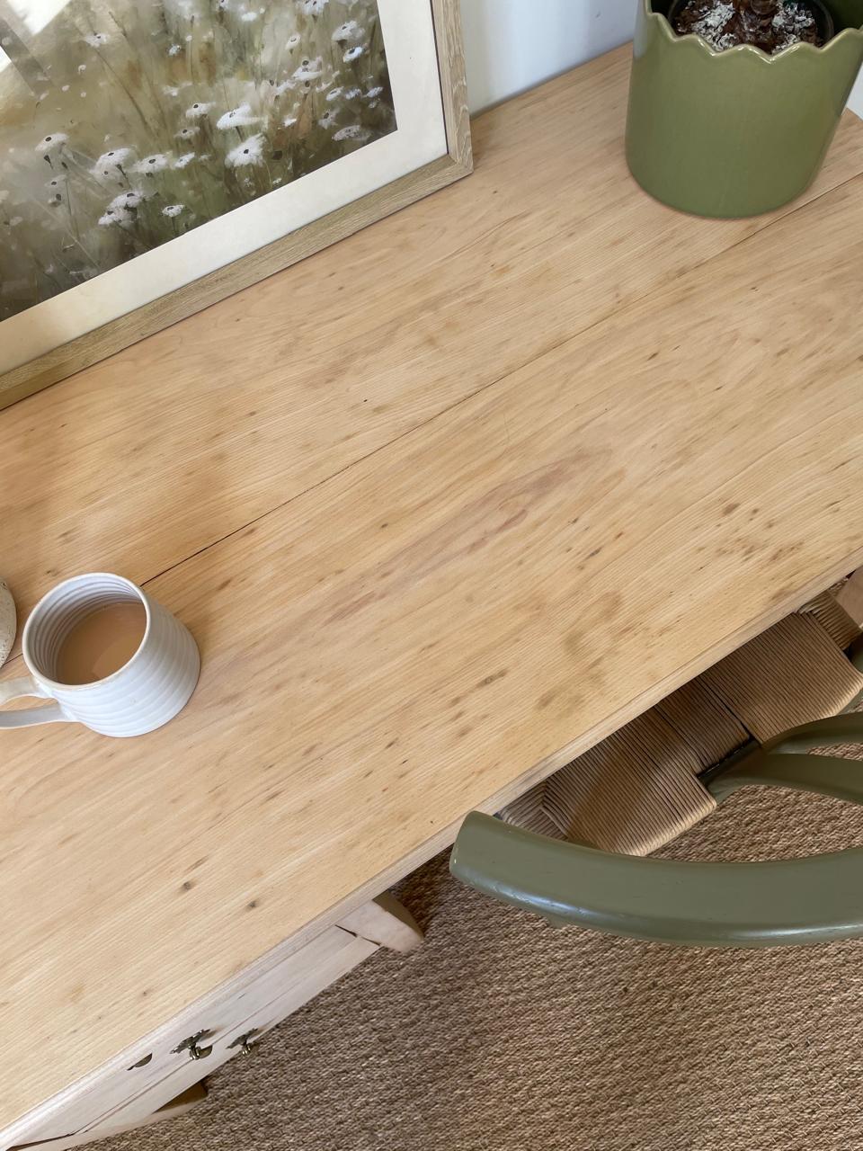 Josie Desk