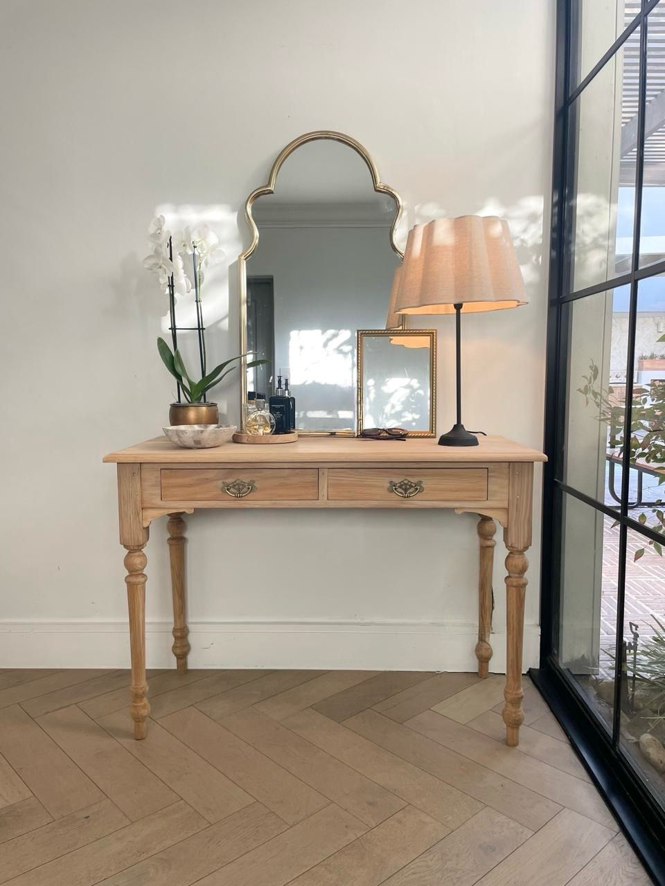 The Ithaca Desk