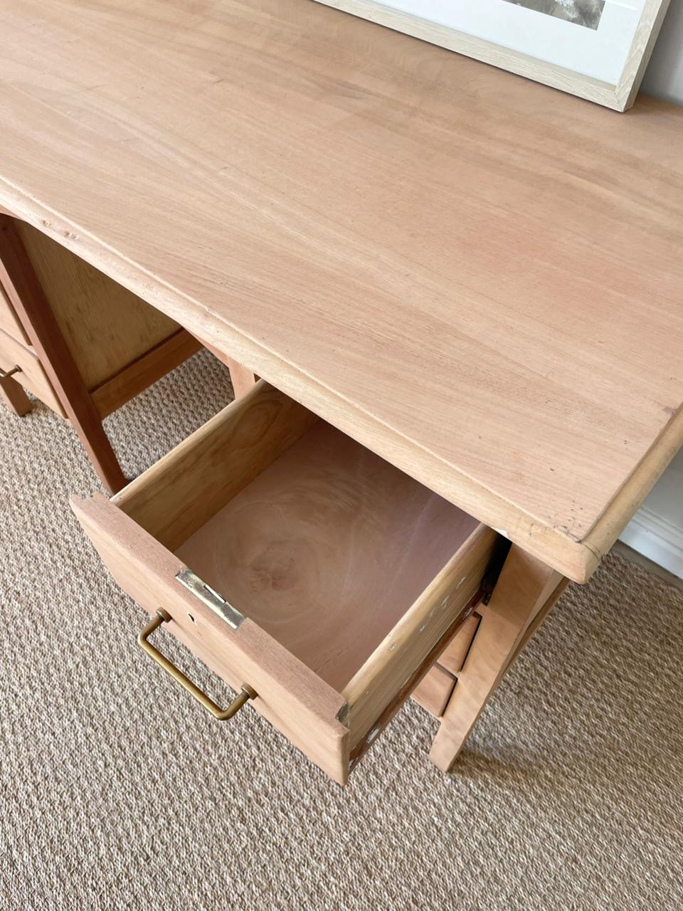 Verona Desk