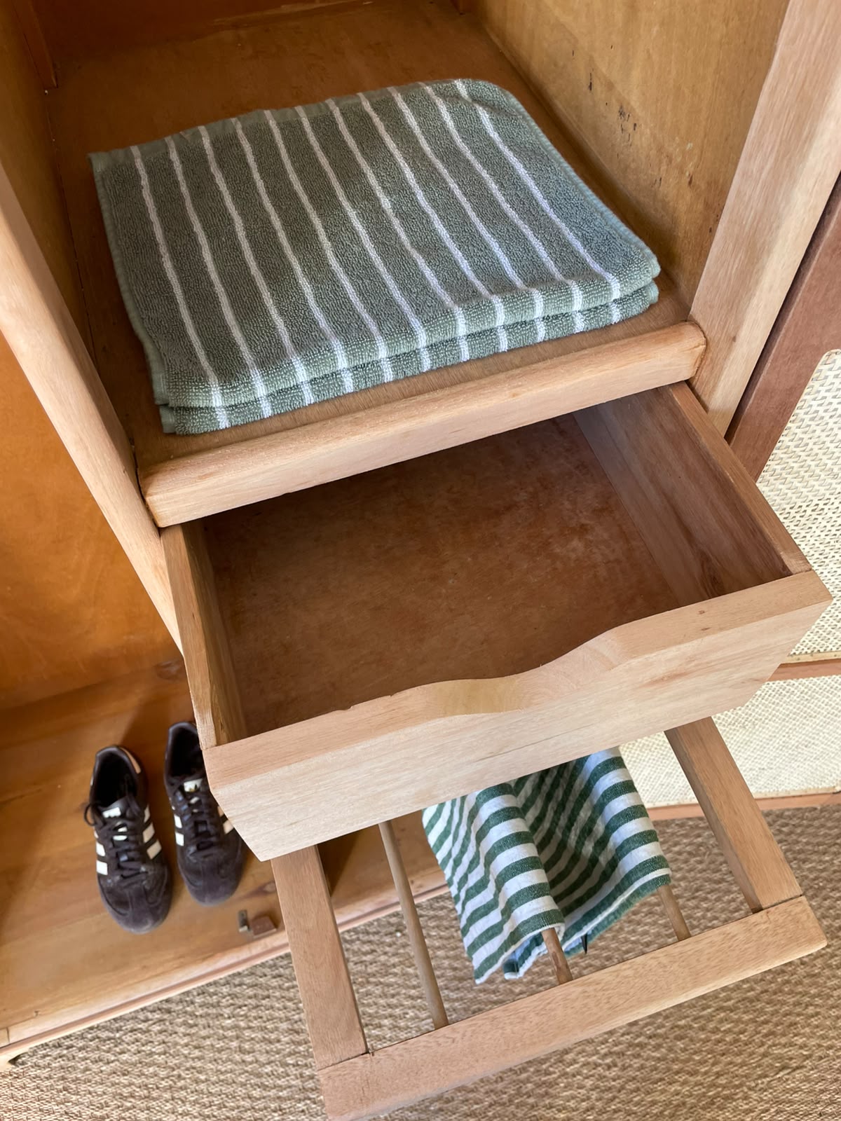 Aspen Wardrobe