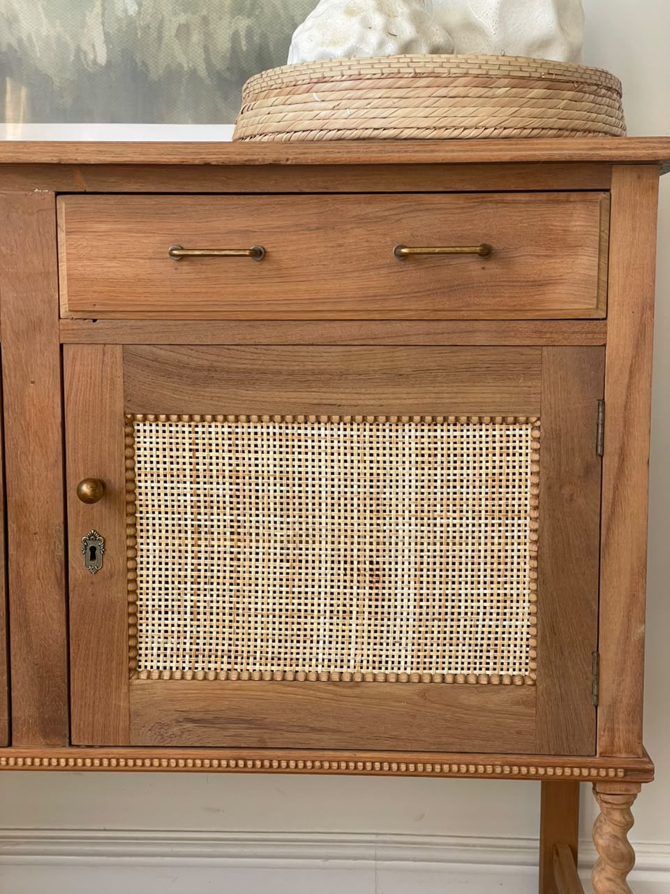Monro Server/Sideboard
