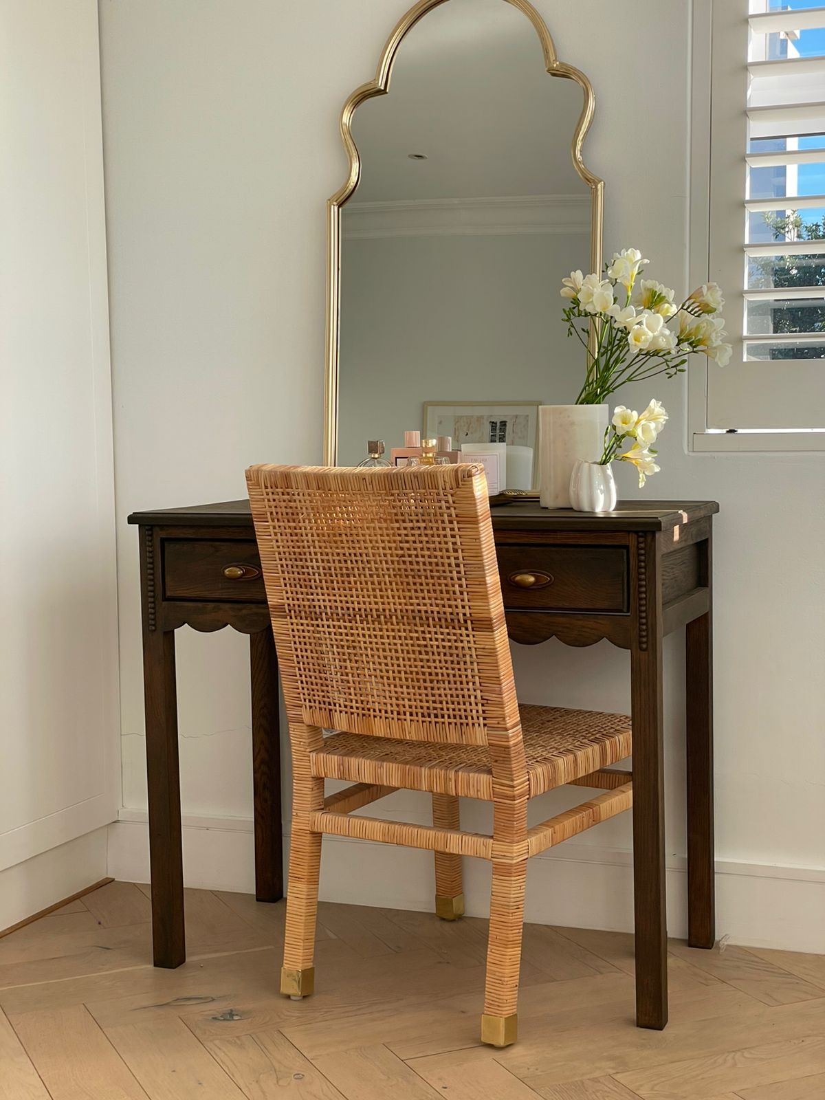 Daisy Dressing Table Chocolate  (White Willow Home Collection)