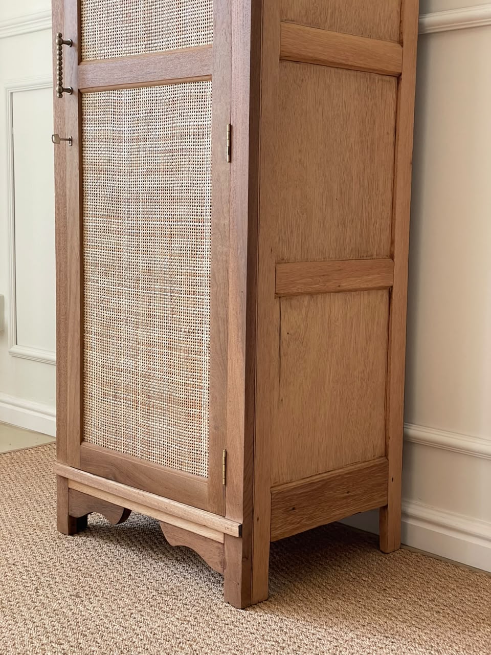 Farell Drinks Cabinet