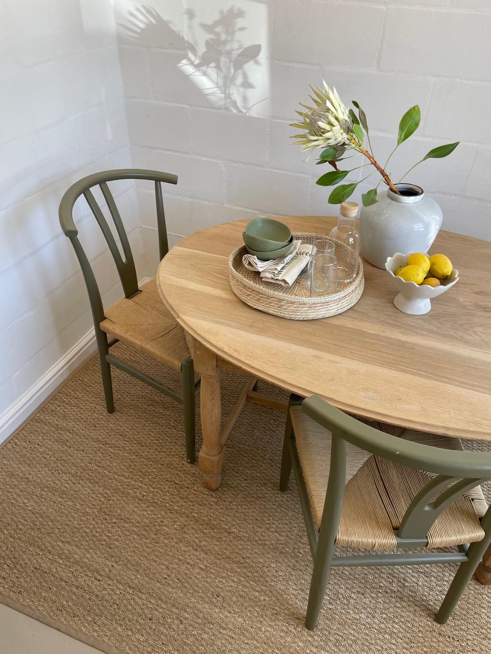 Sky Dining Room Table