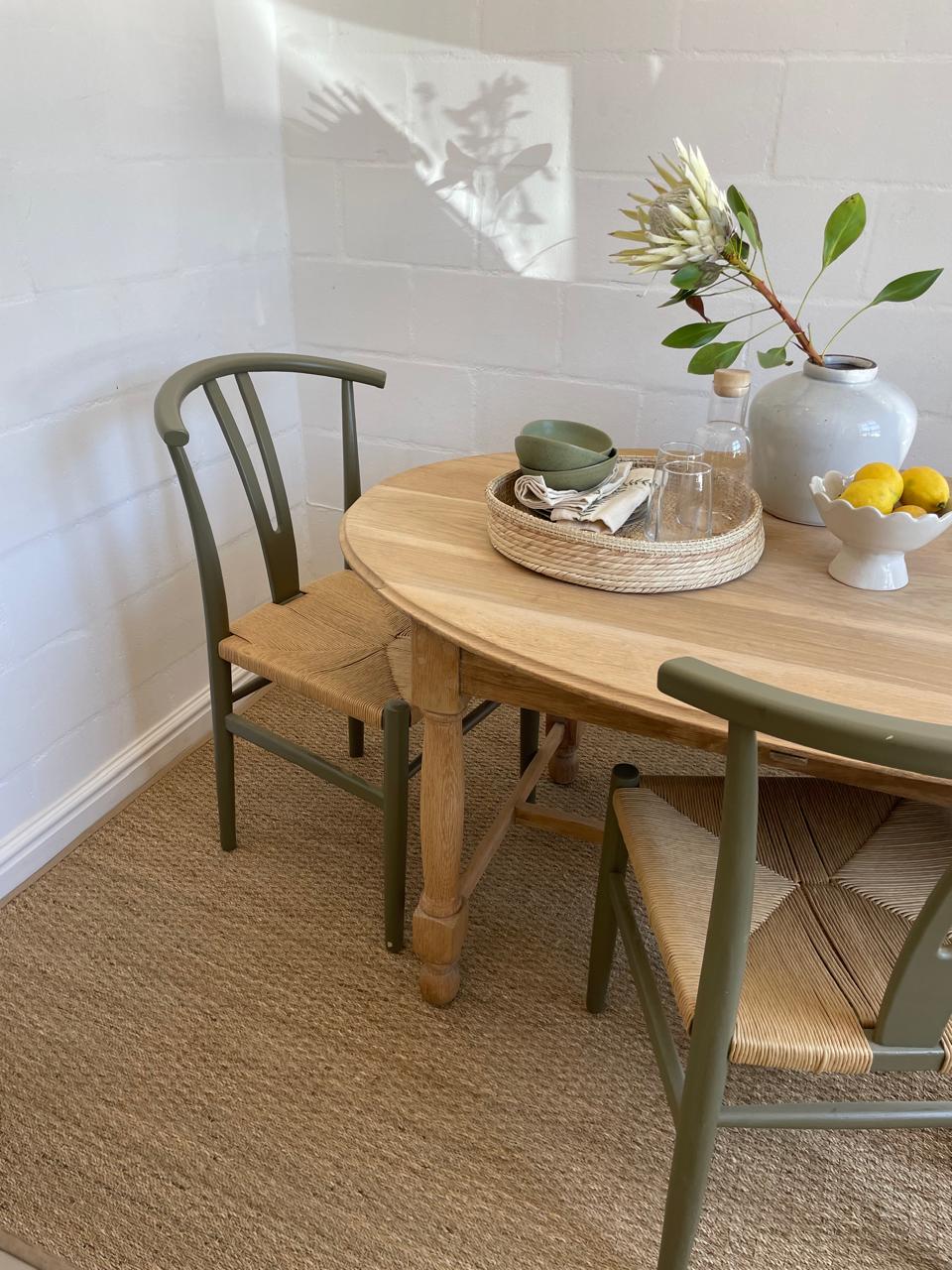 Sky Dining Room Table