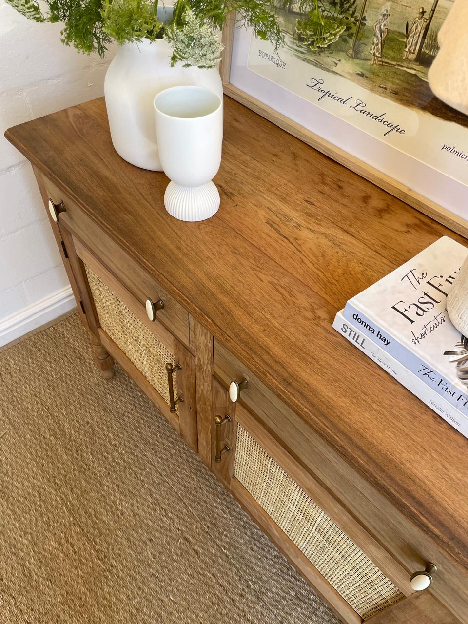 Lyon Server/Sideboard