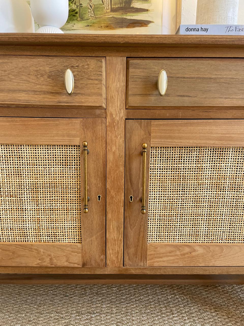 Lyon Server/Sideboard