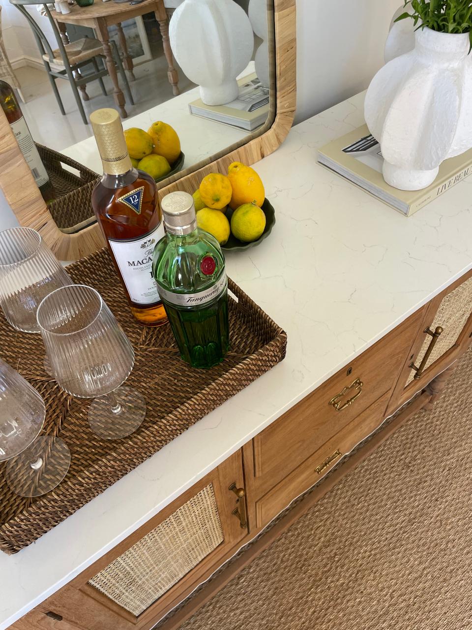 The Delhi Server/Sideboard